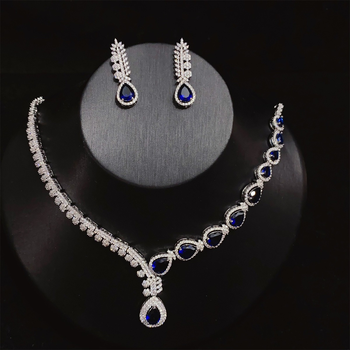 Graceful Cubic Zirconia Neckla - Women Fashion Uae review and price