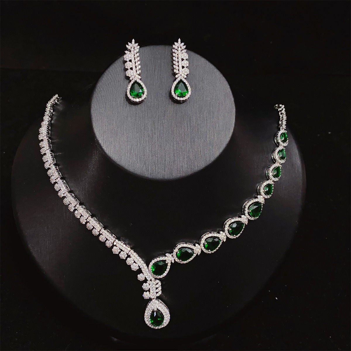 Graceful Cubic Zirconia Neckla - Women Fashion Uae review and price